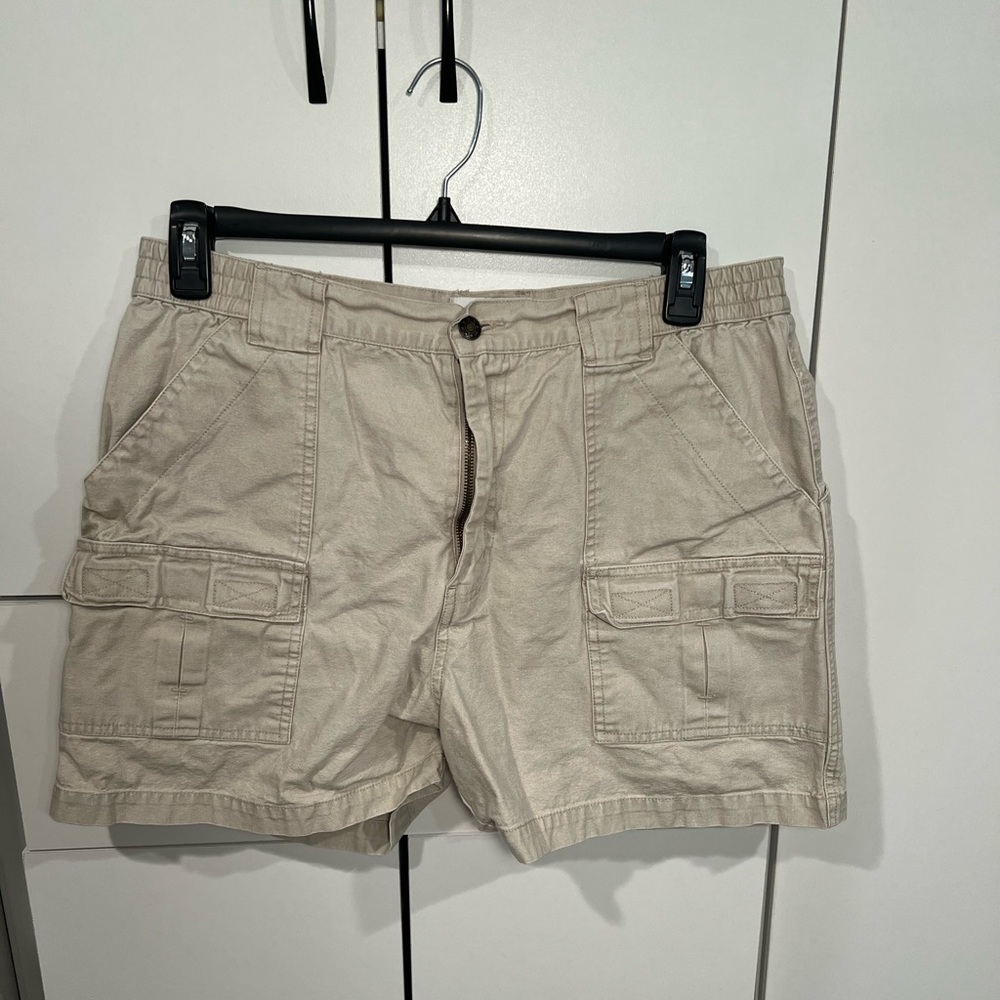 Against The Elements Bermuda shorts‎ . Size 14